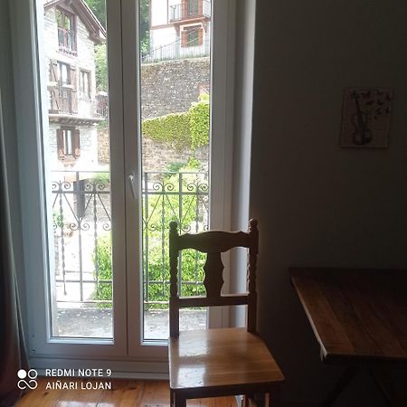 Albergue Armaia Artepea Urzainqui Luaran gambar