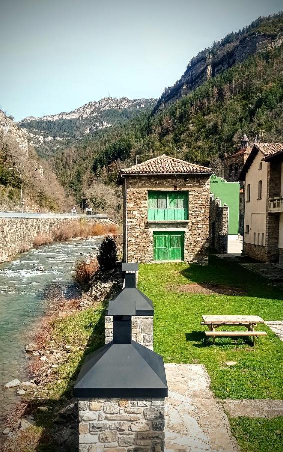 Albergue Armaia Artepea Urzainqui Luaran gambar