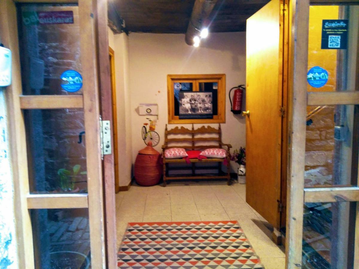 Albergue Armaia Artepea Urzainqui Luaran gambar